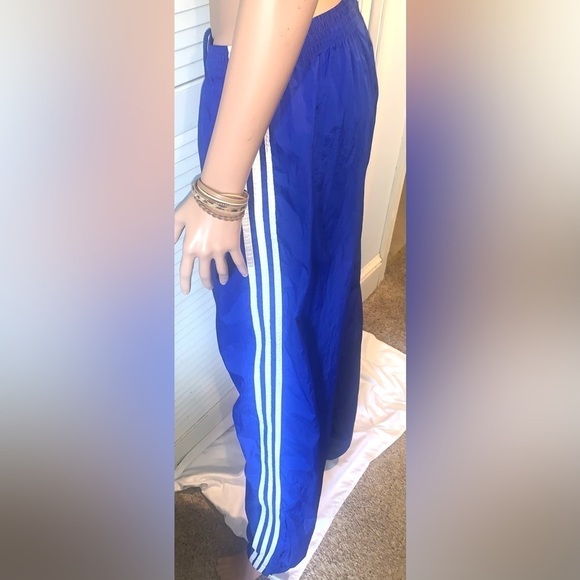 Adidas Vintage Windbreaker 3 Stripes Royal Blue Medium - Picture 13 of 14